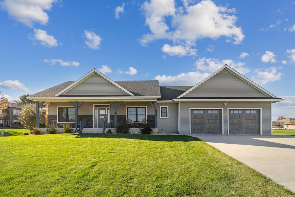 Photo of 107 Countryside Road, Luana, IA 52156 (MLS # 153348)