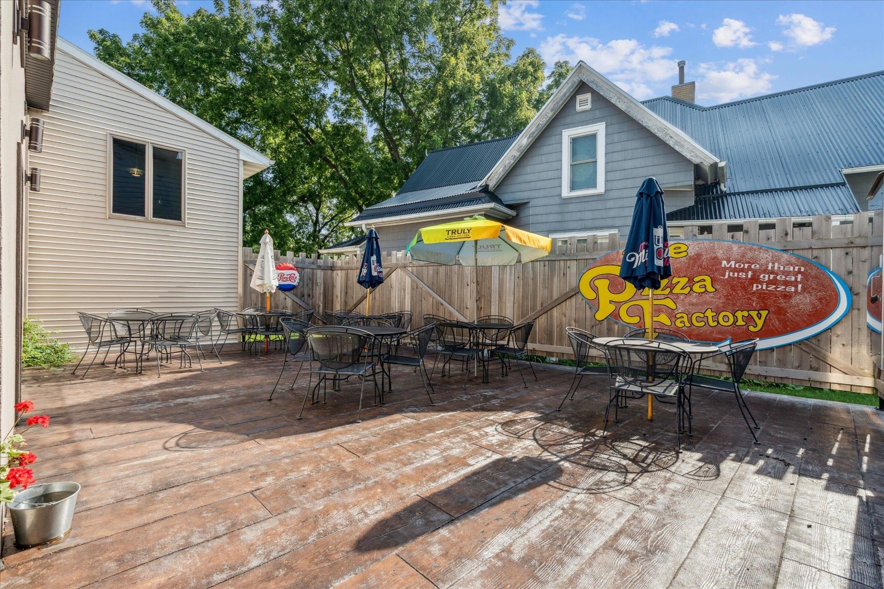 104 N Center Avenue