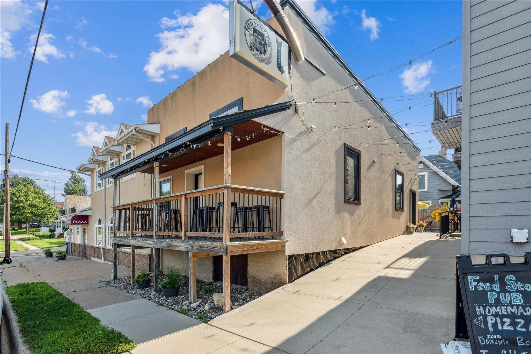 104 N Center Avenue