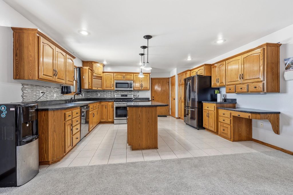 Photo of 700 Maple Ridge Street, Peosta, IA 52068 (MLS # 154163)