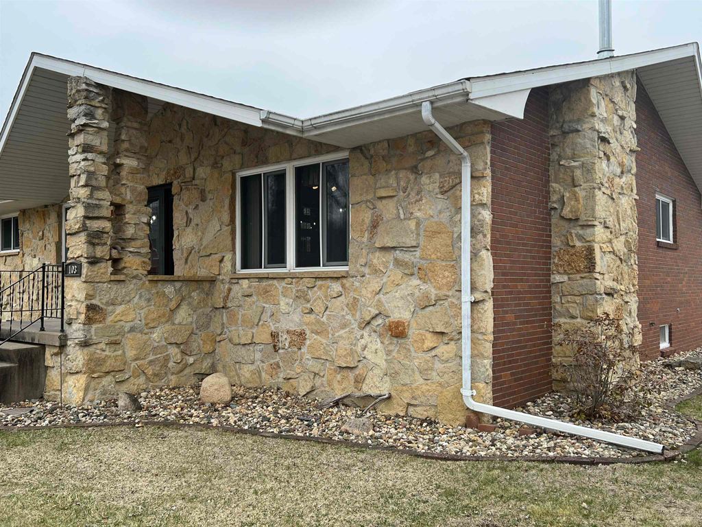 Photo of 103 Lessing Street, Guttenberg, IA 52052 (MLS # 152753)