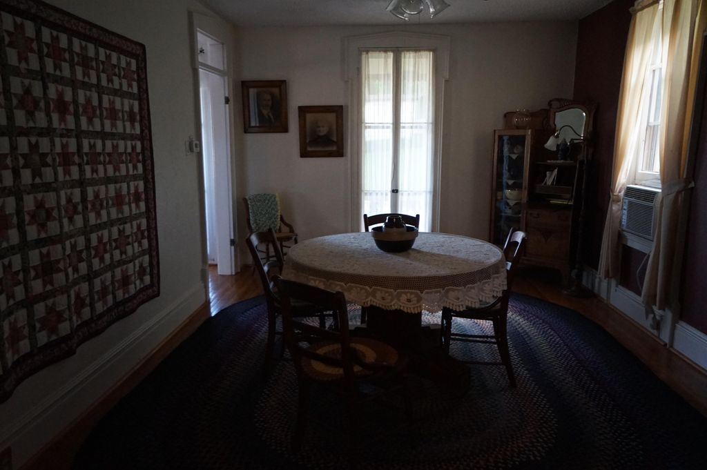 Photo of 901 Stone Street, Bellevue, IA 52031 (MLS # 153140)