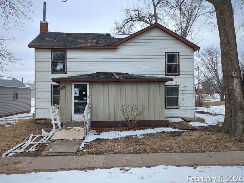 Photo of 212 Park Drive, Worthington, IA 52078 (MLS # 153916)
