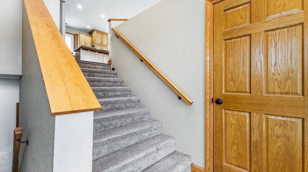 Photo of 310 N Kyle Avenue, East Dubuque, IL 61025 (MLS # 154047)