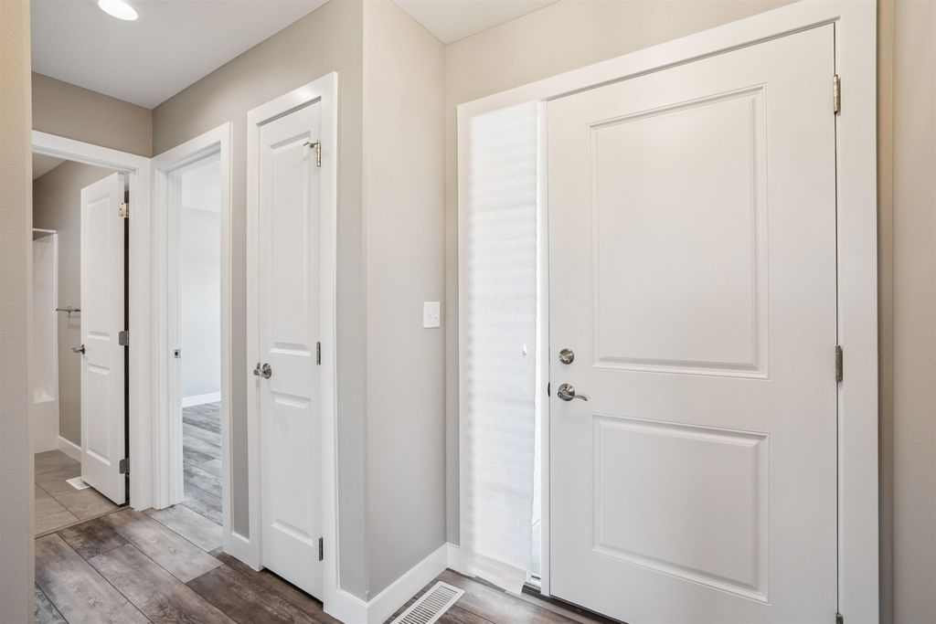 Photo of 5936 Cedar Ridge Drive, Marion, IA 52302 (MLS # 152364)