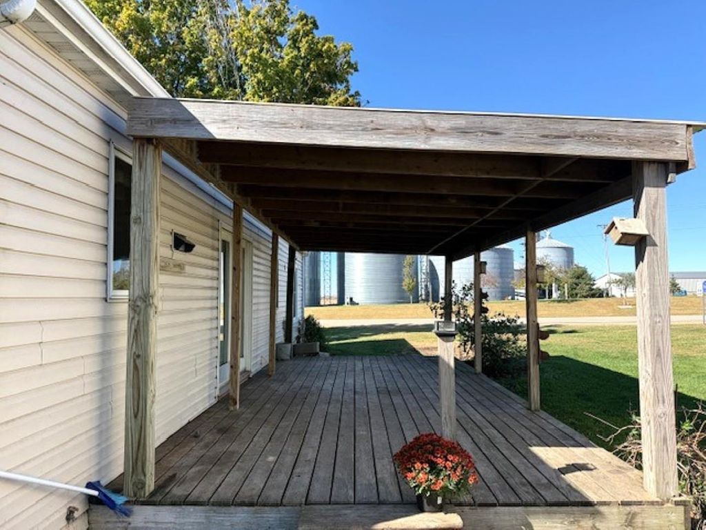 Photo of 25046 Bellevue-Cascade Road, Bellevue, IA 52031 (MLS # 153202)