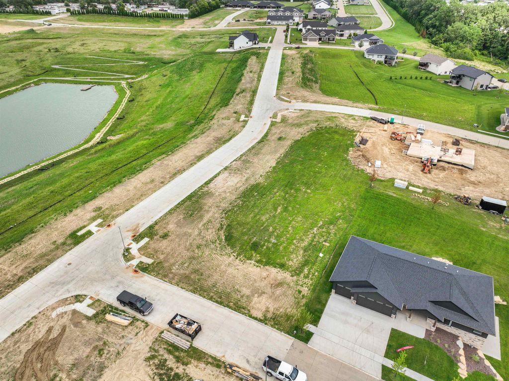 Photo of Lot 76 Waterbridge Lane, Dubuque, IA 52003 (MLS # 152540)