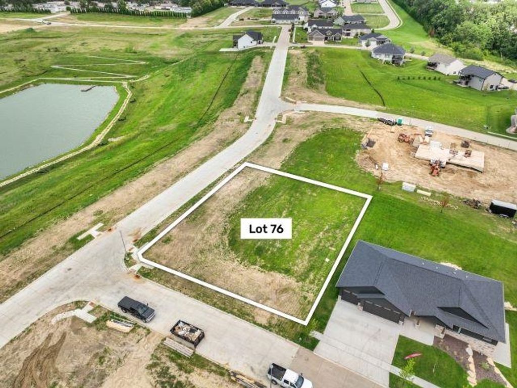 Photo of Lot 76 Waterbridge Lane, Dubuque, IA 52003 (MLS # 152540)