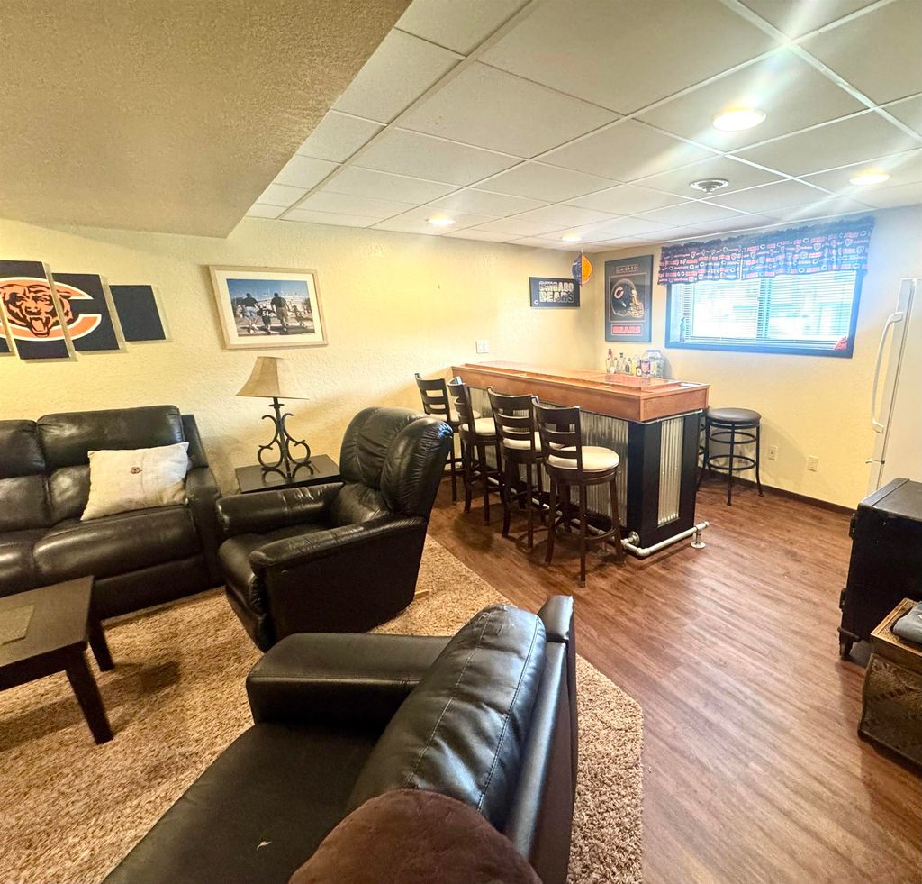 Photo of 3705 Aerostar Drive, Dubuque, IA 52001 (MLS # 153668)