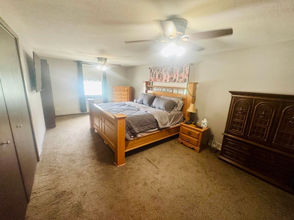 Photo of 3705 Aerostar Drive, Dubuque, IA 52001 (MLS # 153668)