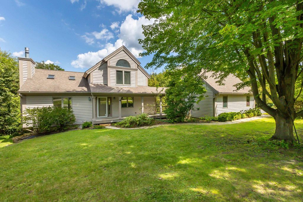 Photo of 4 Appaloosa Lane, Galena, IL 61036 (MLS # 152982)