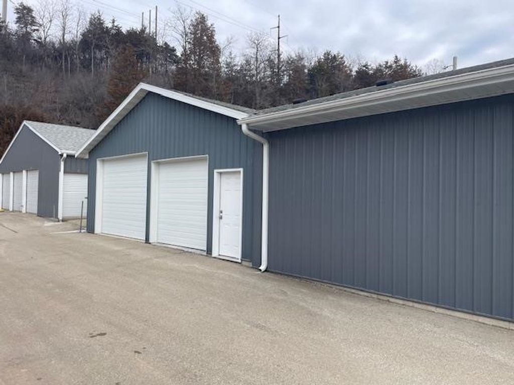 Photo of 10699 Collision Drive, Dubuque, IA 52001 (MLS # 153930)