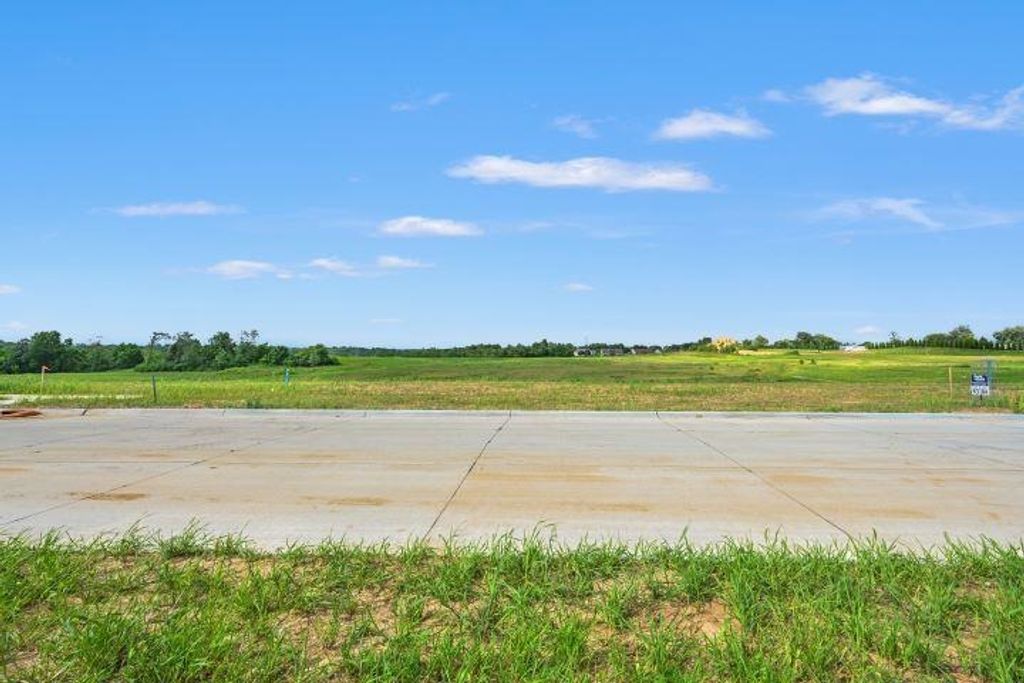 Photo of Lot 83 Waterbridge Lane, Dubuque, IA 52003 (MLS # 152548)