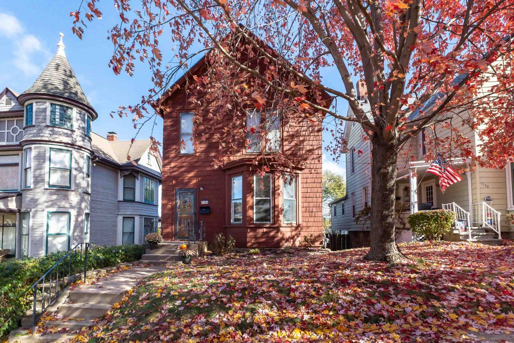 Photo of 1156 Center Place, Dubuque, IA 52001 (MLS # 153498)