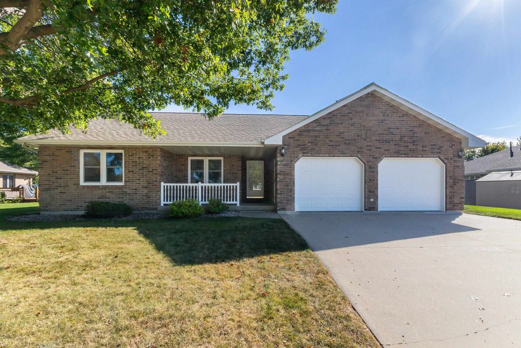 Photo of 700 Missy Drive, Peosta, IA 52068 (MLS # 153208)