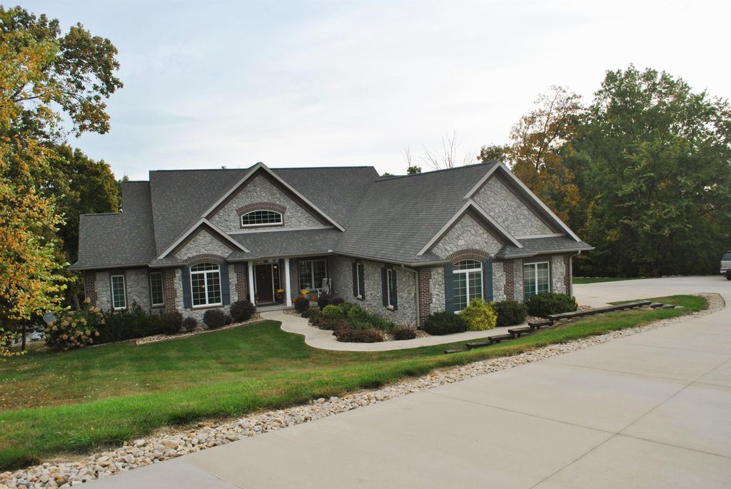 Photo of 358 Blue Heron Lane, Guttenberg, IA 52052 (MLS # 153311)