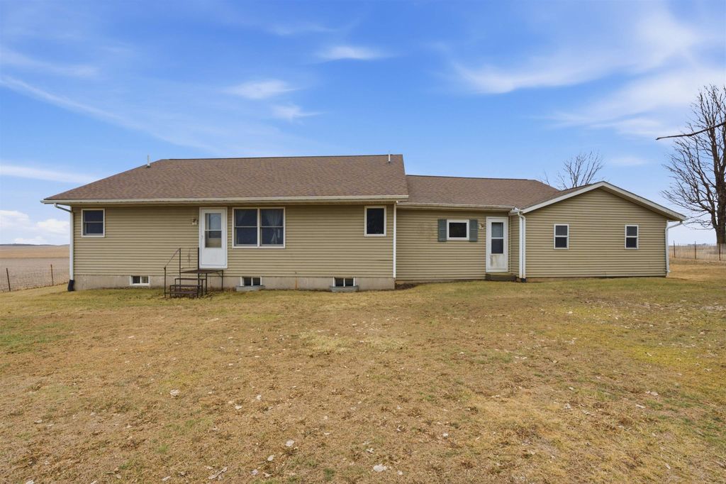 Photo of 2490 190th Avenue, Manchester, IA 52057 (MLS # 154013)