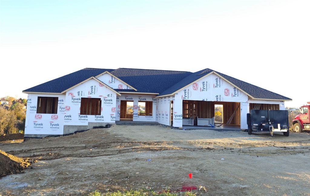 Photo of 14435 Mill Ridge Road, Dubuque, IA 52002 (MLS # 152891)