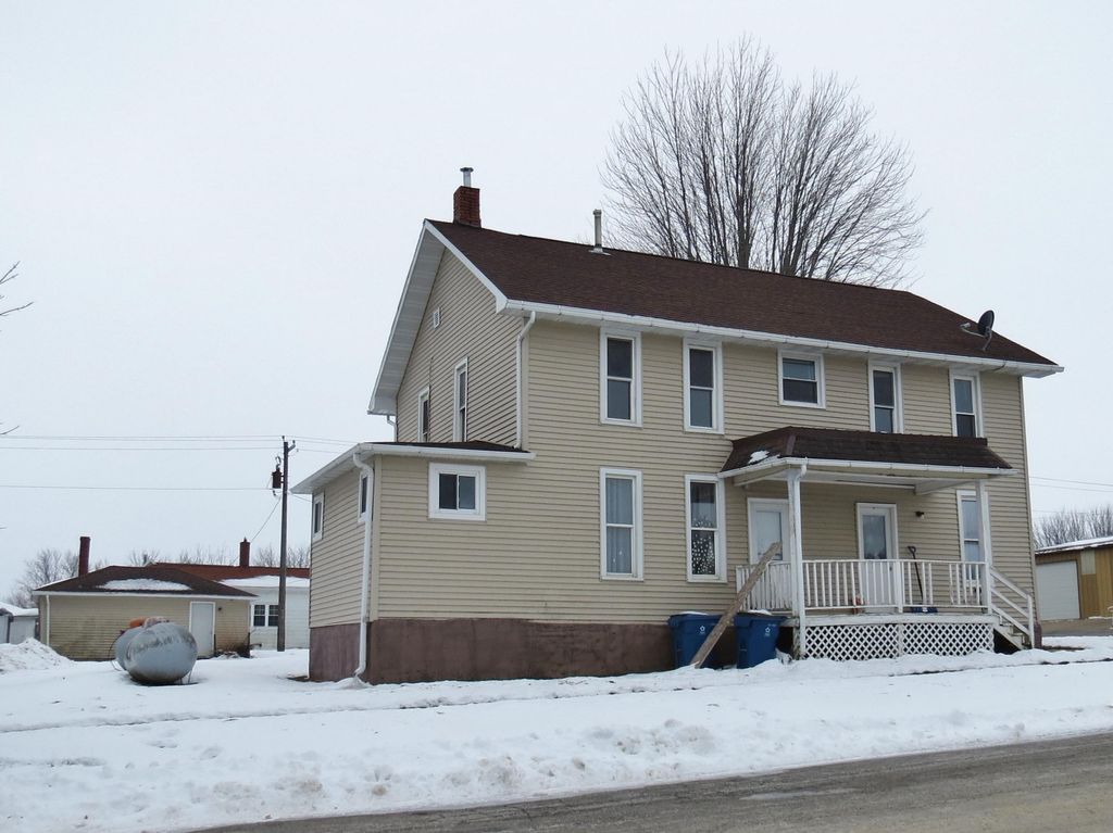 Photo of 400 Long Avenue, Lost Nation, IA 52254 (MLS # 153617)