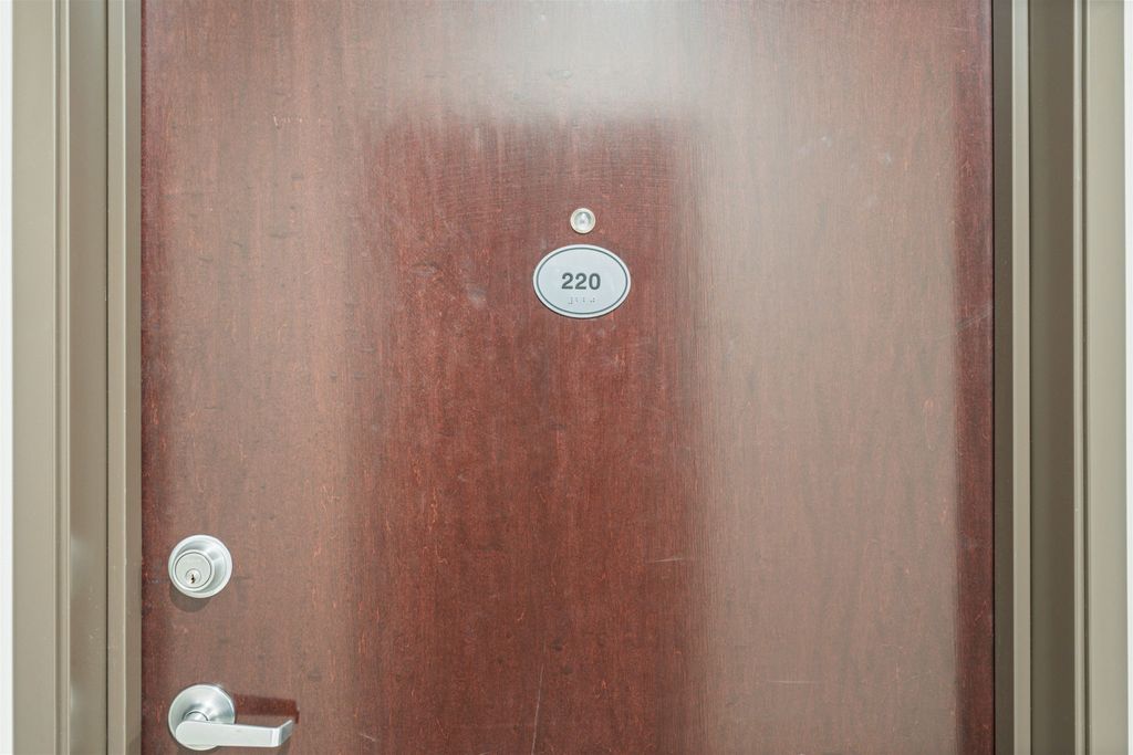 Photo of 120 Twin Steeples Circle NE #220 Cir, Dyersville, IA 52040 (MLS # 153853)