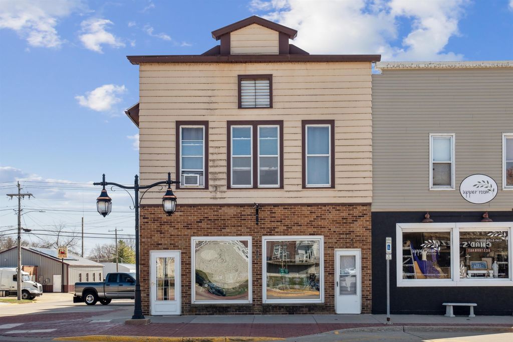 Photo of 101 W 1st Avenue, Dyersville, IA 52040 (MLS # 151662)