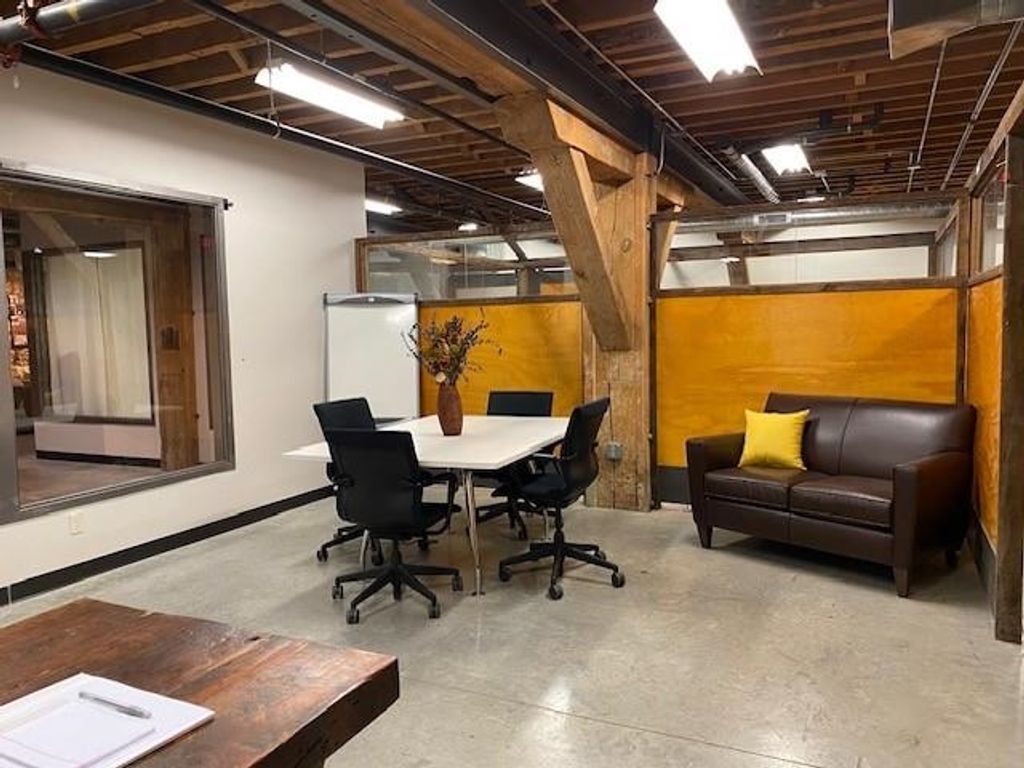 Photo of 900 Jackson Street #Suite LL3-9, Dubuque, IA 52001 (MLS # 153966)