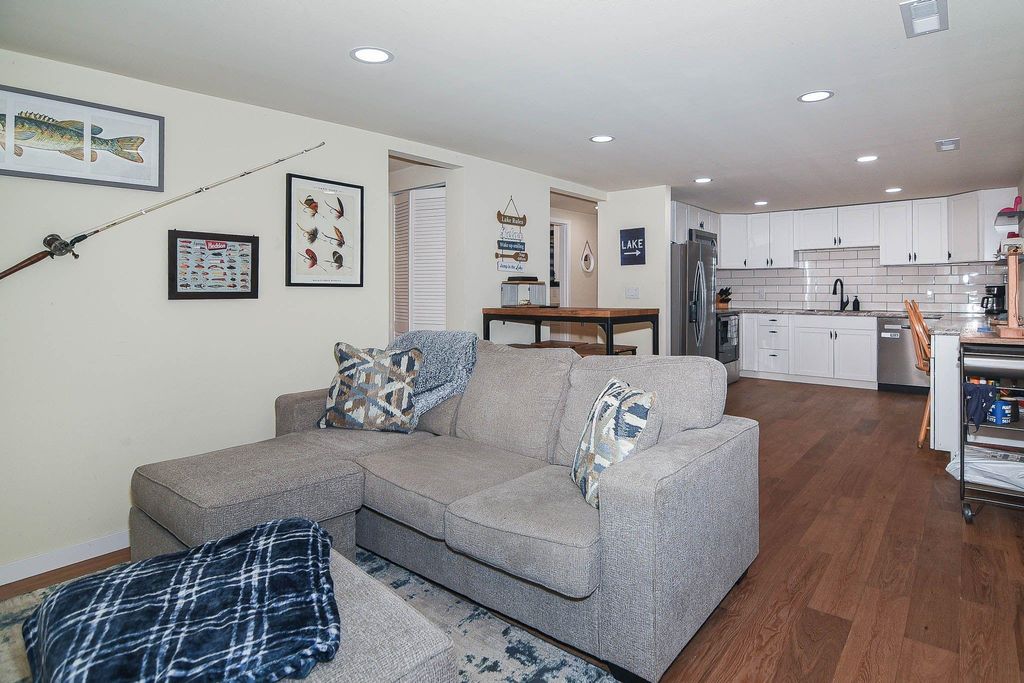 Photo of 26011 216th Avenue, Delhi, IA 52223 (MLS # 153546)