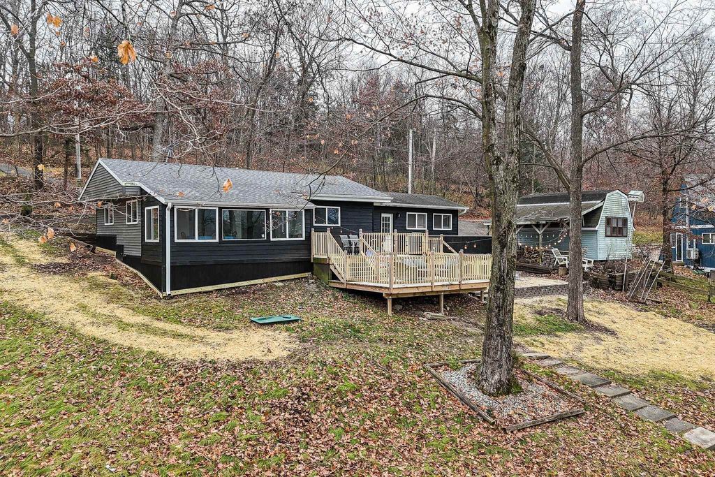 Photo of 26011 216th Avenue, Delhi, IA 52223 (MLS # 153546)