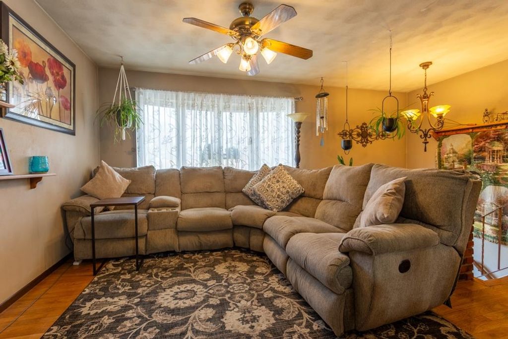 Photo of 2191 Graham Circle, Dubuque, IA 52001 (MLS # 153667)