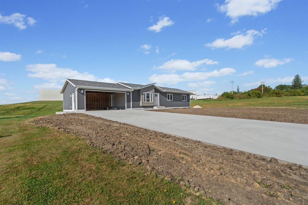 Photo of 108 Adams Court, Garnavillo, IA 52049 (MLS # 153161)