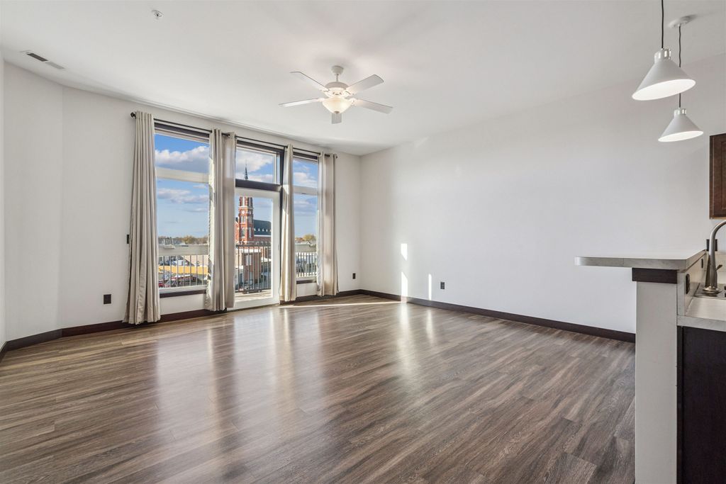 Photo of 120 Twin Steeples Circle NE #204 Cir, Dyersville, IA 52040 (MLS # 153843)