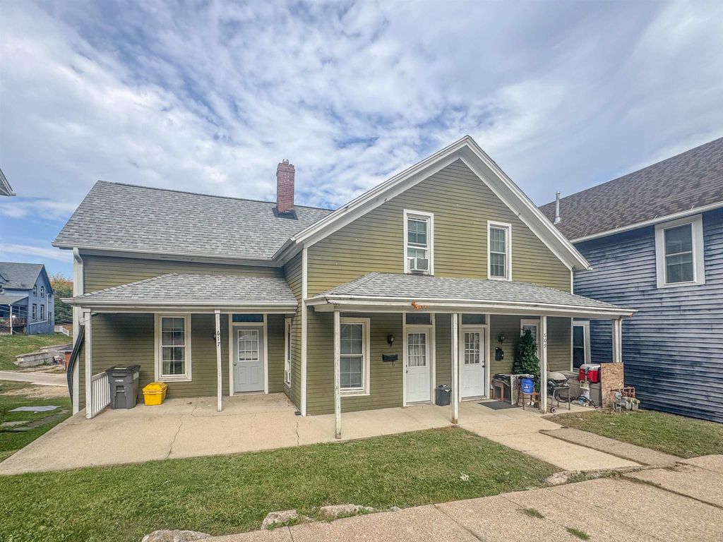 Photo of 609-617 Arlington Street, Dubuque, IA 52001 (MLS # 153333)