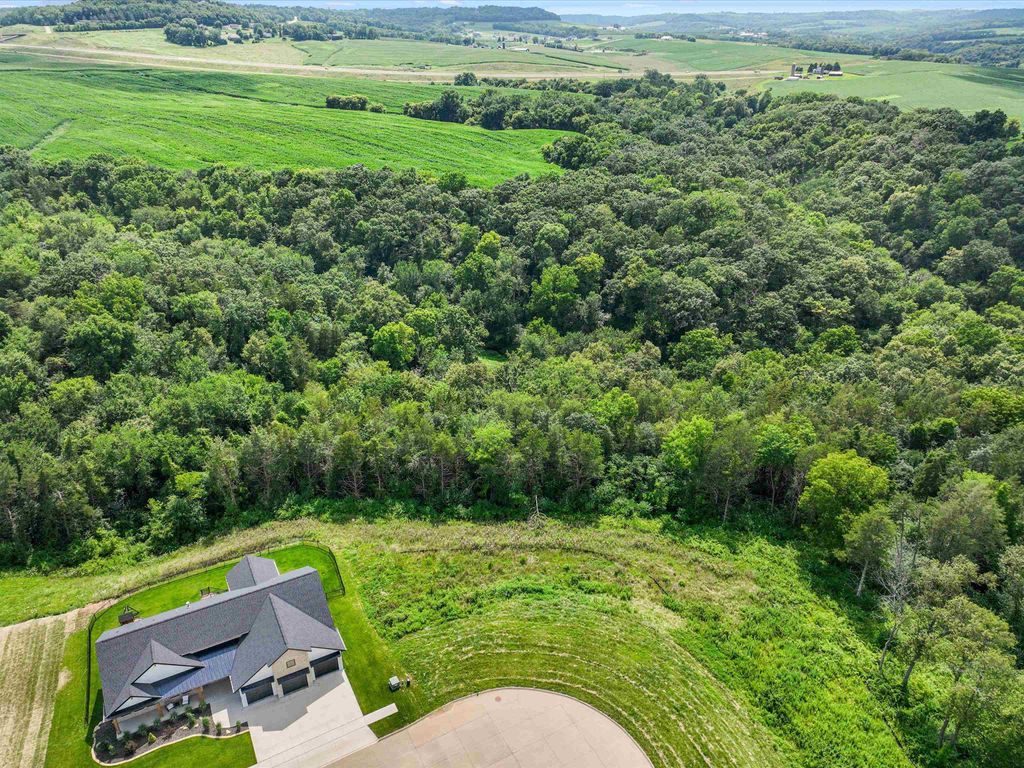Photo of Dubuque, IA 52003 (MLS # 151165)