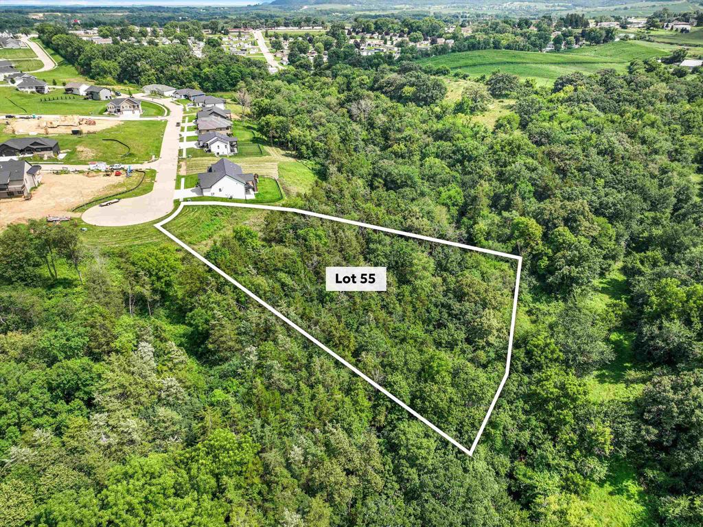 Photo of Dubuque, IA 52003 (MLS # 151165)