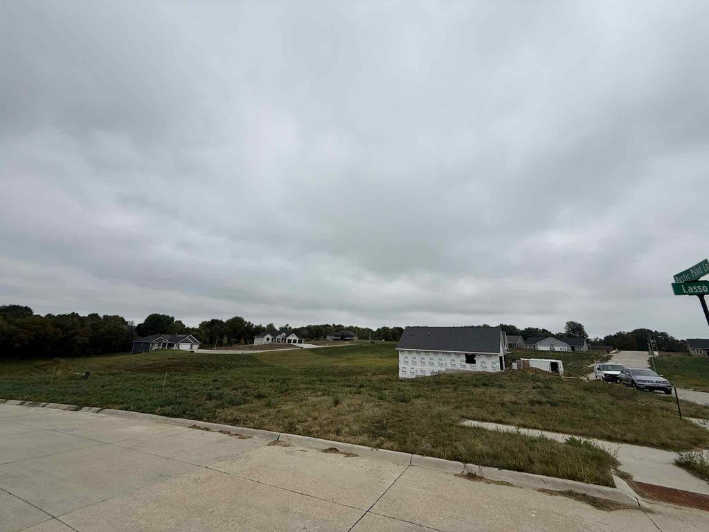Photo of Lot 90 Lasso Court, Dubuque, IA 52002 (MLS # 153083)