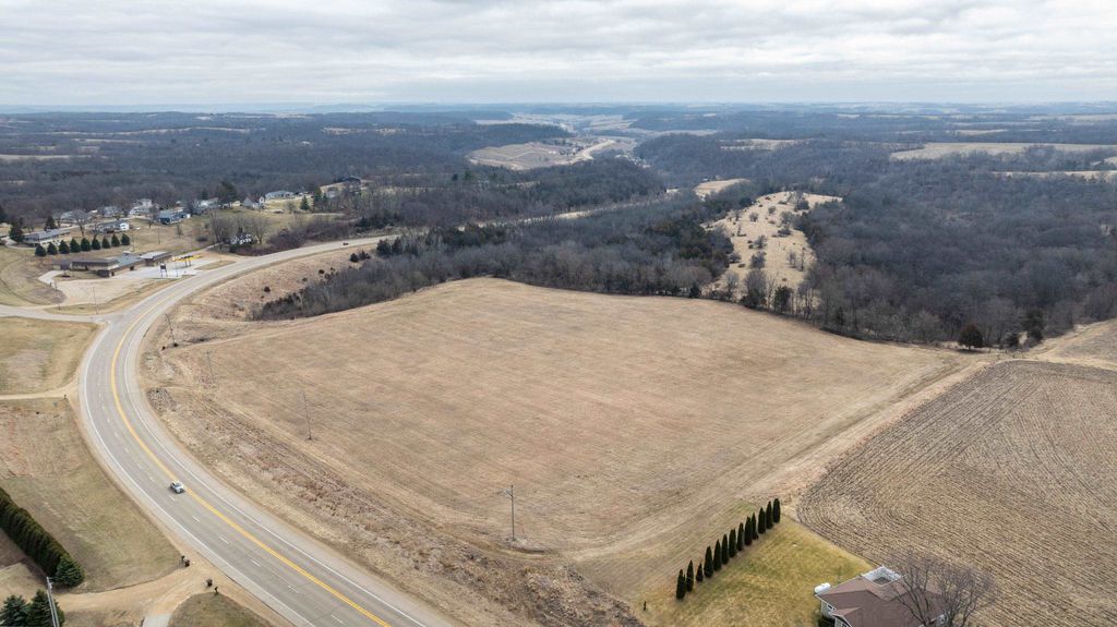 Photo of 3 Parcels S 52 Route, Dubuque, IA 52003 (MLS # 154106)