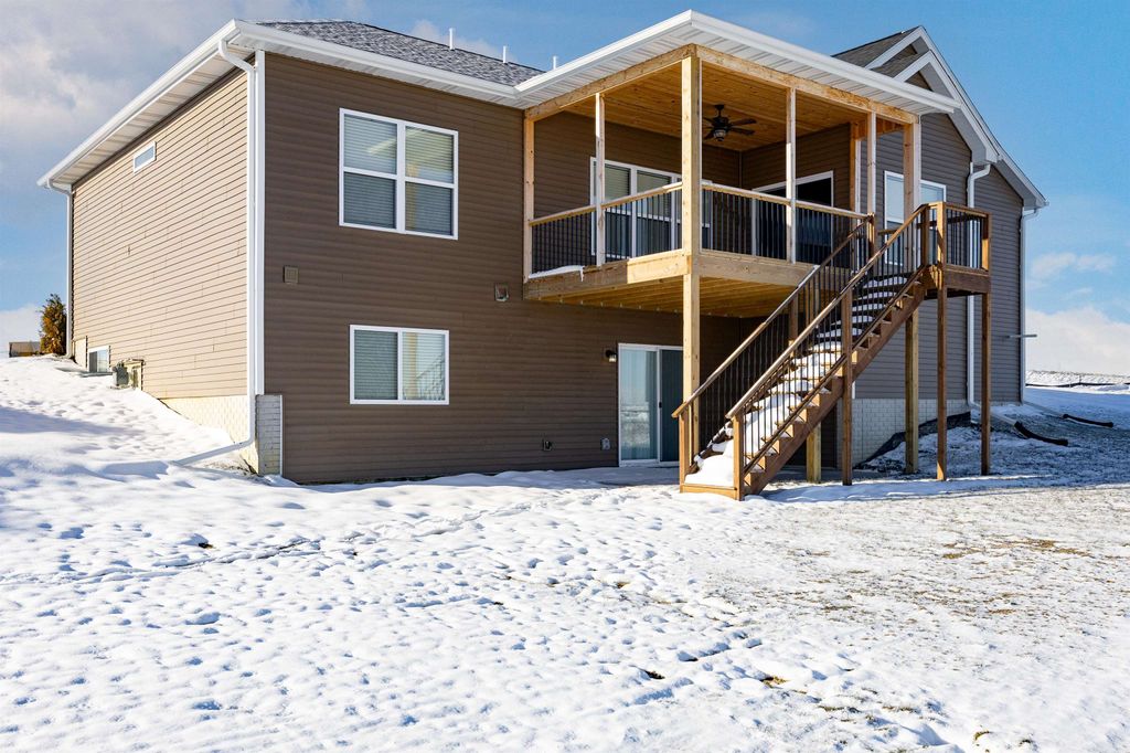 Photo of 260 NW Howard Avenue, Swisher, IA 52338 (MLS # 153598)