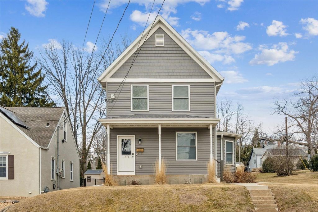 Photo of 1775 Hale Street, Dubuque, IA 52001 (MLS # 153984)