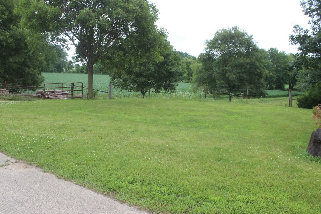 Photo of 000 182nd Avenue, Maquoketa, IA 52060 (MLS # 152387)