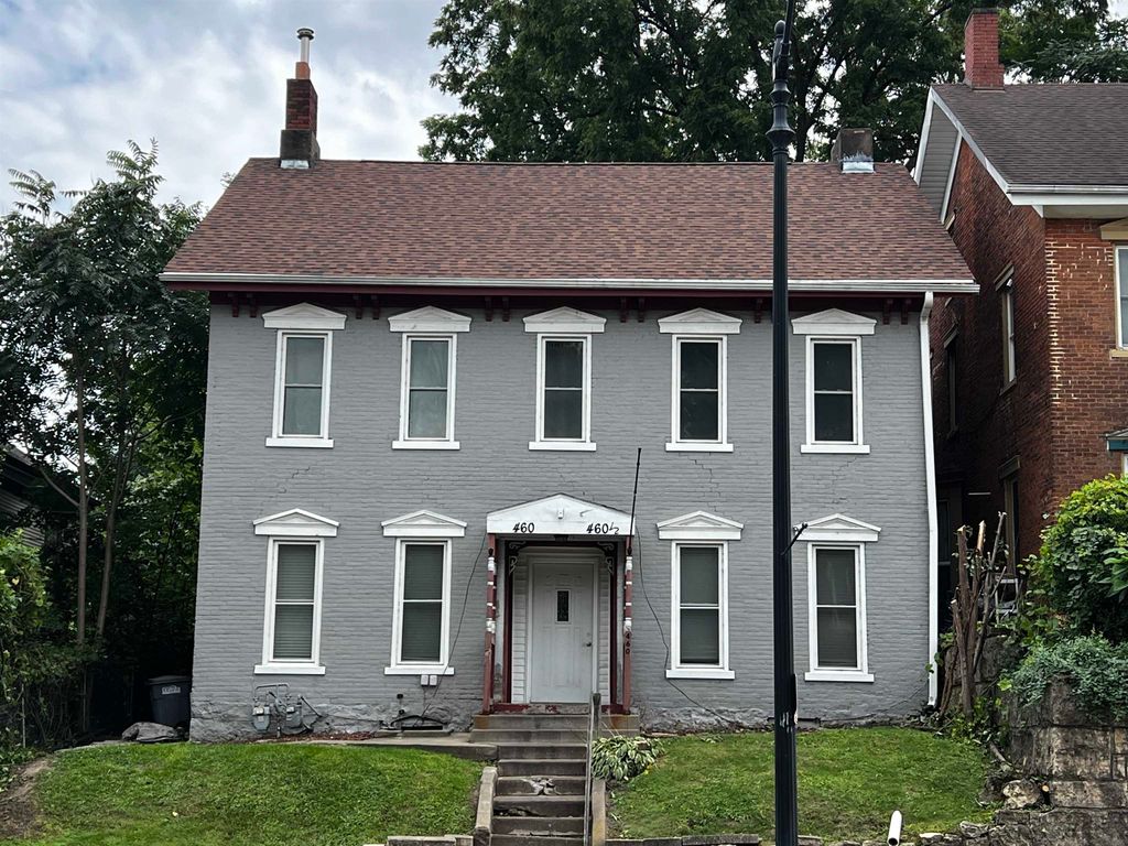 Photo of 460 Loras Boulevard, Dubuque, IA 52001 (MLS # 152871)