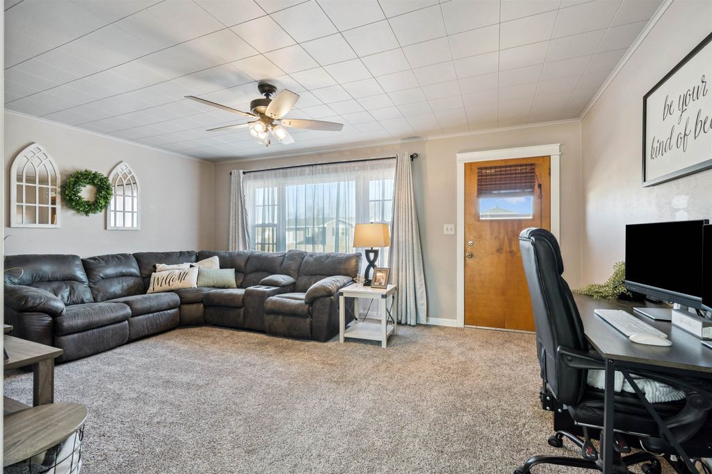 Photo of 613 1st Ave E. Ave, Dyersville, IA 52040 (MLS # 154136)