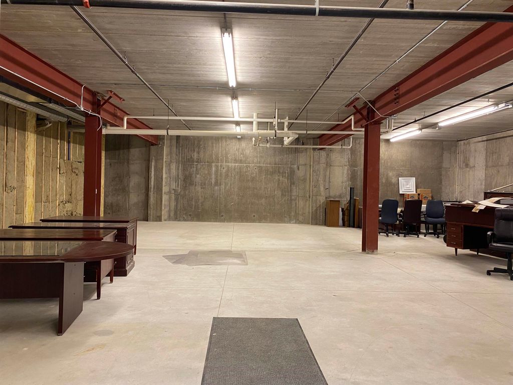 Photo of 300 Main Street #Suite 10, Dubuque, IA 52001 (MLS # 153290)