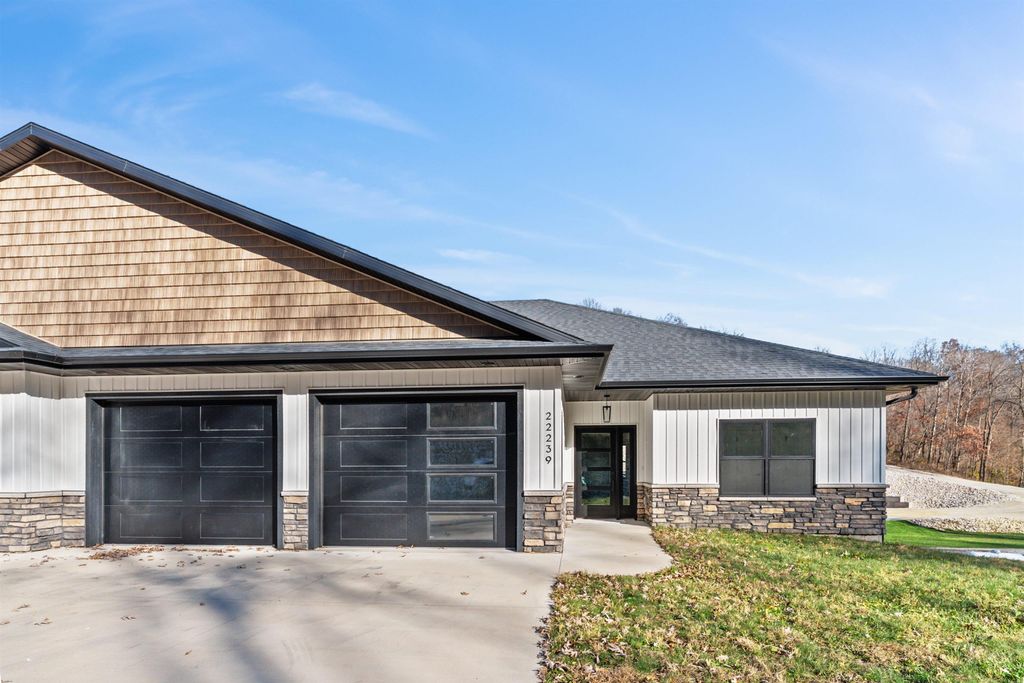 Photo of 22239 255th Street, Delhi, IA 52223 (MLS # 153979)