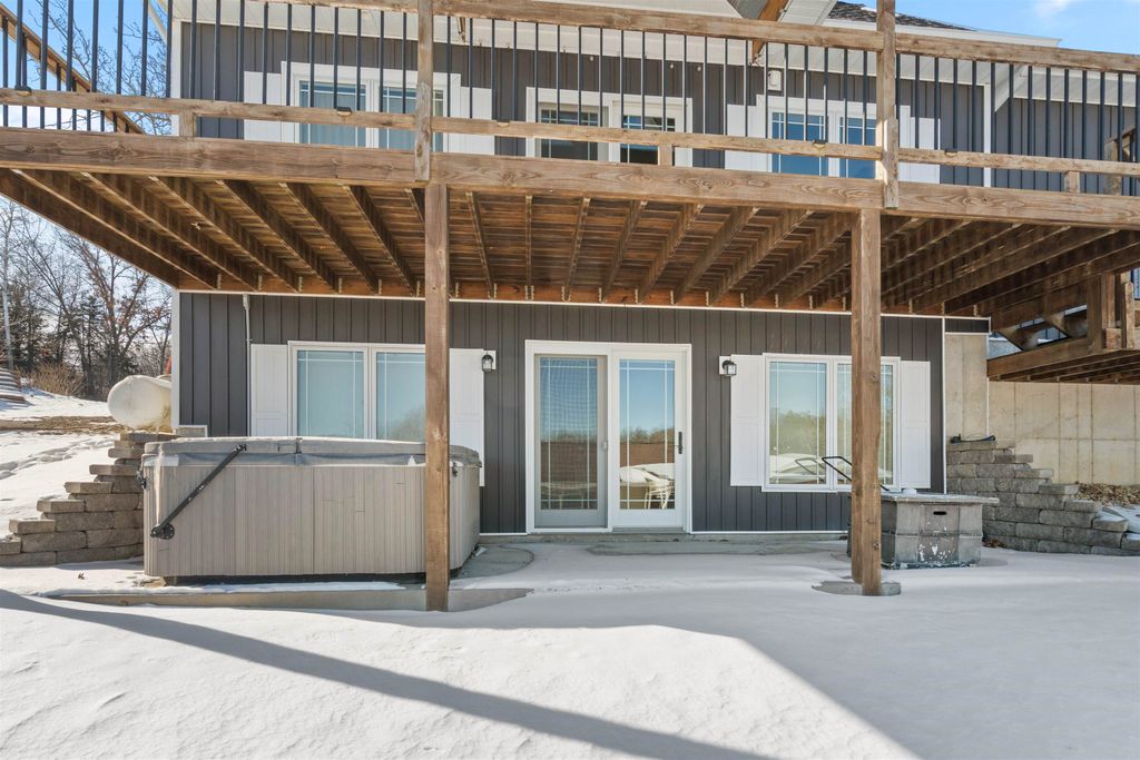 Photo of 26244 221st Avenue, Delhi, IA 52223 (MLS # 153866)