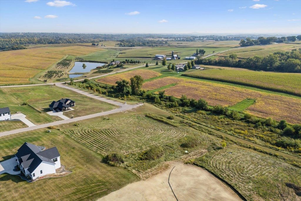 Photo of Lot 20 &amp; 21 Oakland Ridge Estates, Dubuque, IA 52003 (MLS # 153019)