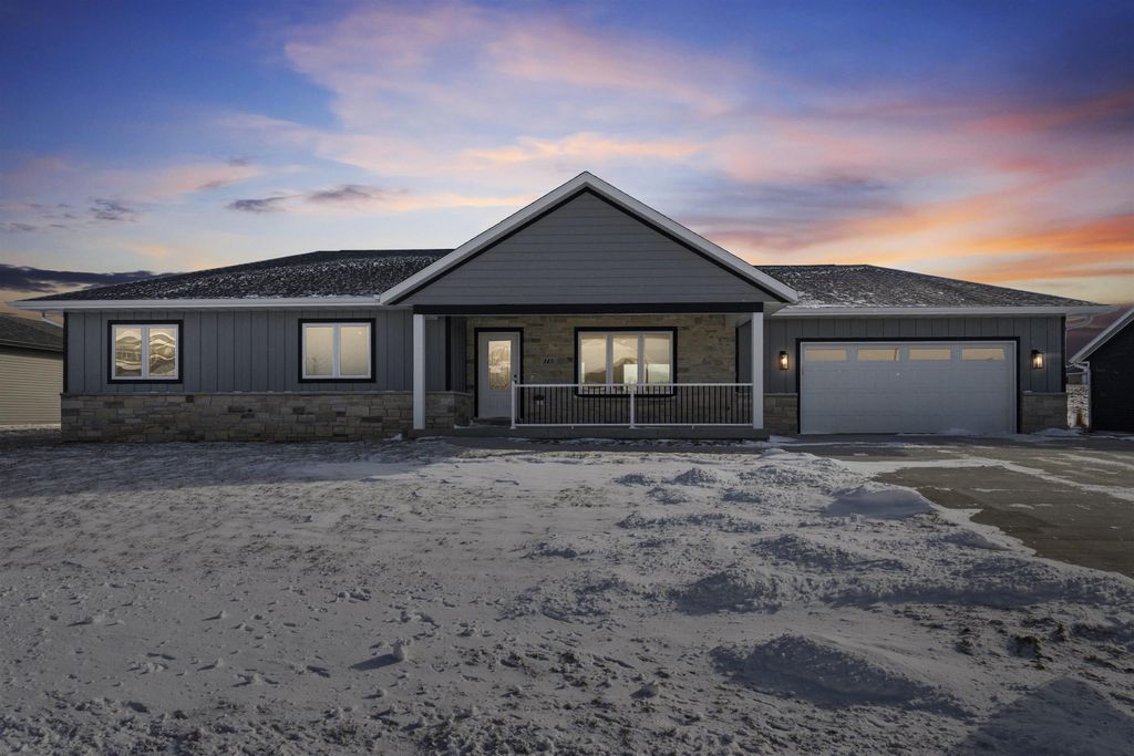 Photo of 145 SE Mulberry Drive, Cascade, IA 52033 (MLS # 153794)