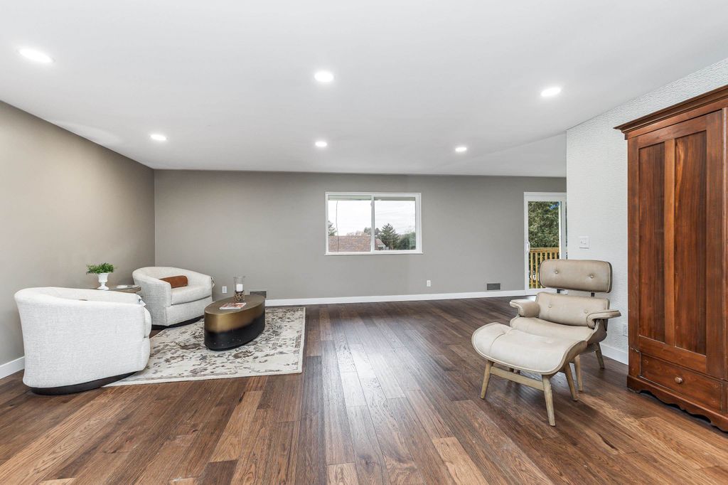 Photo of 2425 Green Street, Dubuque, IA 52001 (MLS # 153555)