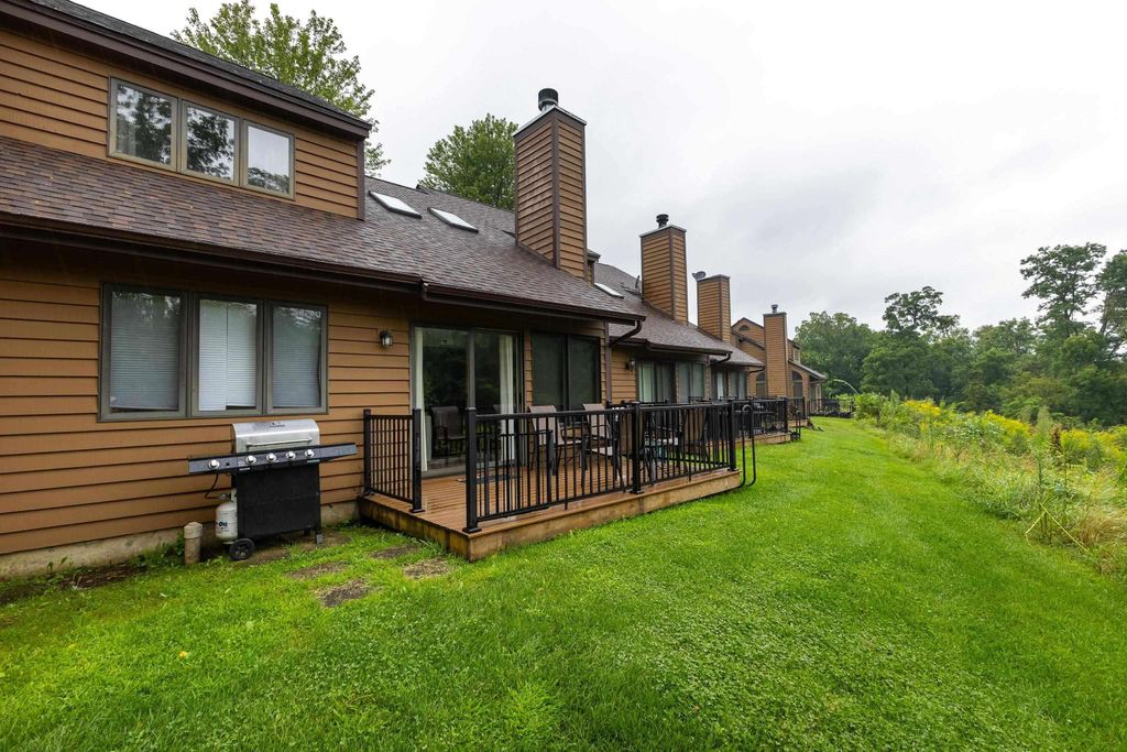 Photo of 2 Creekwood Lane, Galena, IL 61036 (MLS # 153878)