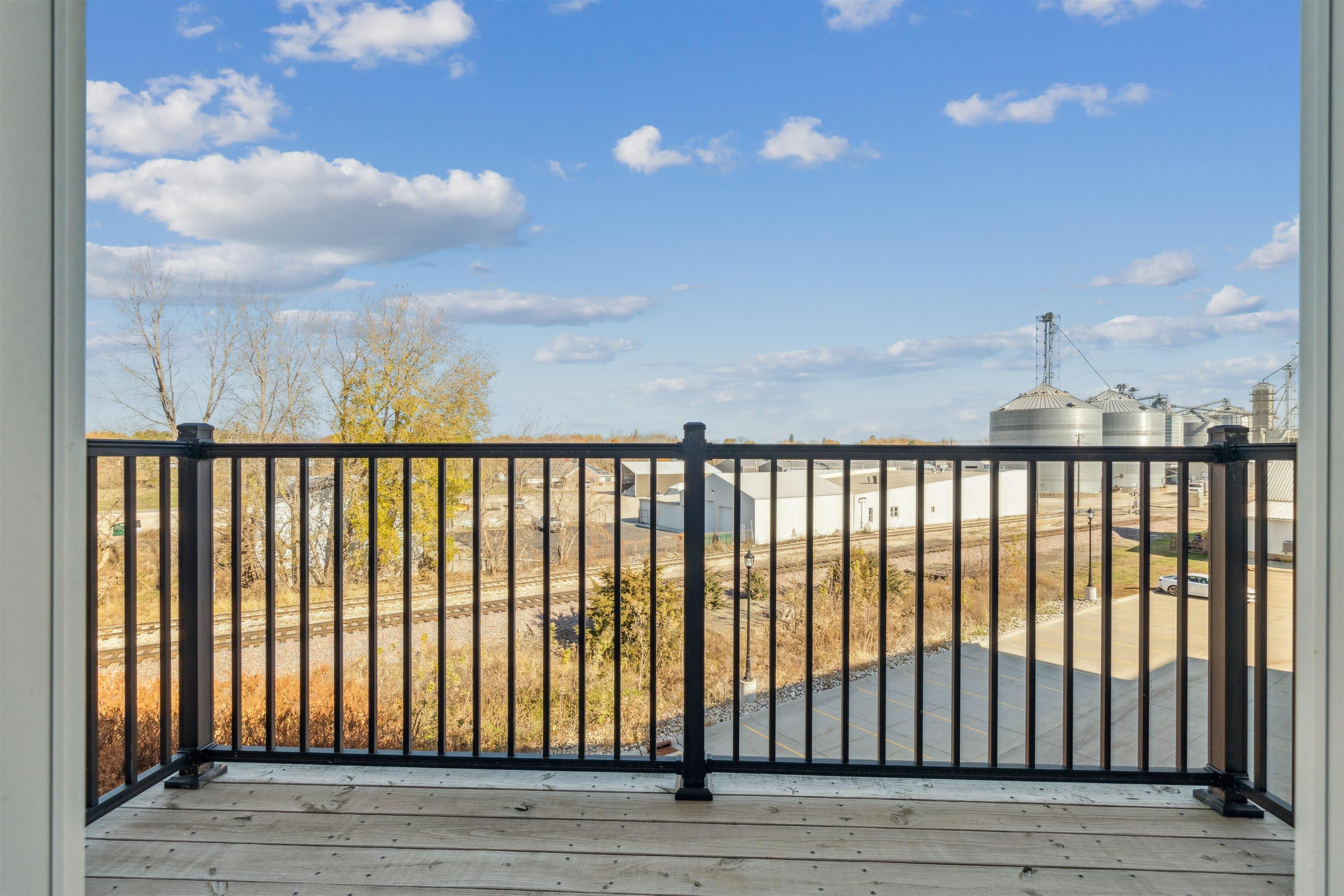 120 Twin Steeples Circle NE #210