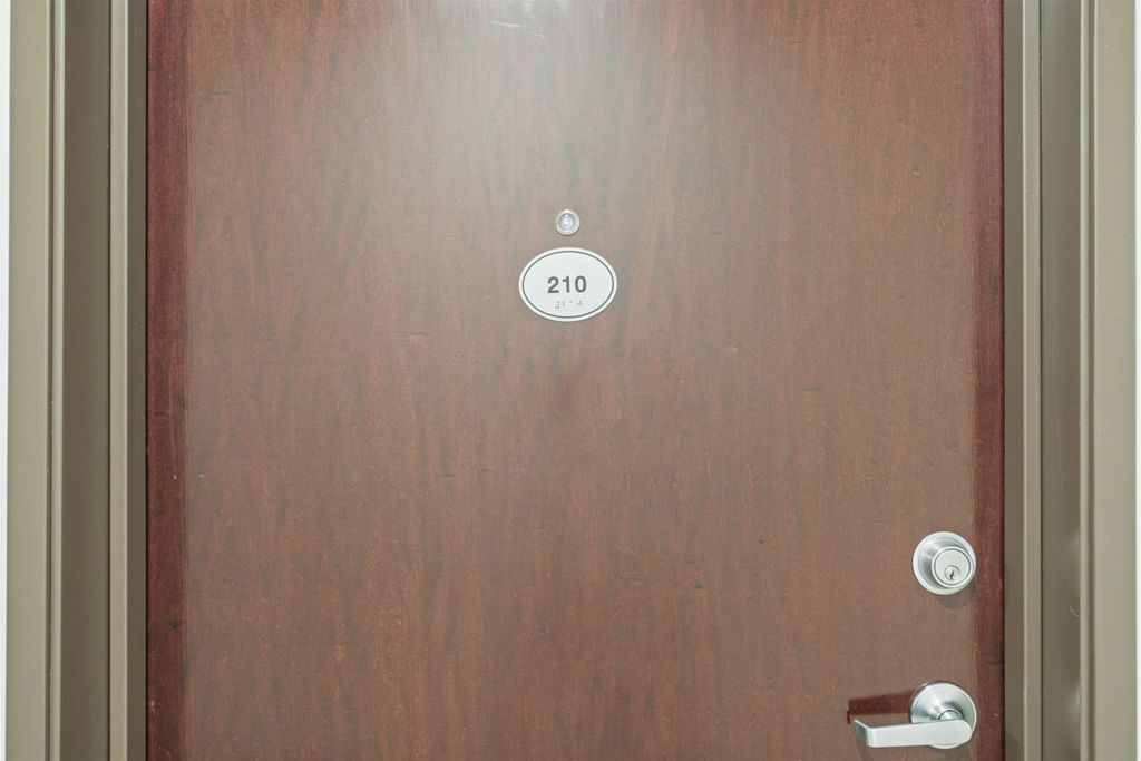 Photo of 120 Twin Steeples Circle NE #210 Cir, Dyersville, IA 52040 (MLS # 153846)